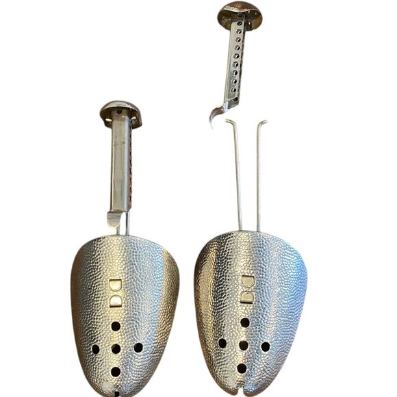 VTG Hammered Metal Adjustable Shoe Tree Stretchers Shapers #132Q - Picture 4 of 6